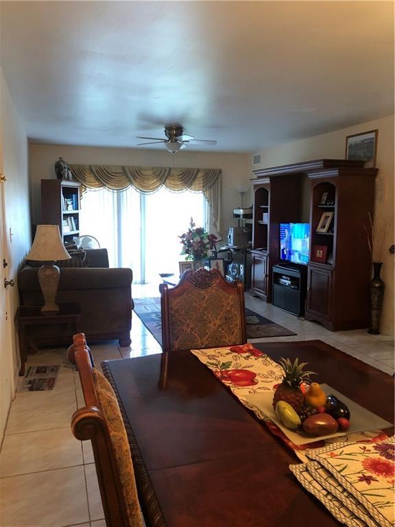 Home in Lauderhill, FL 33313 — photo 2