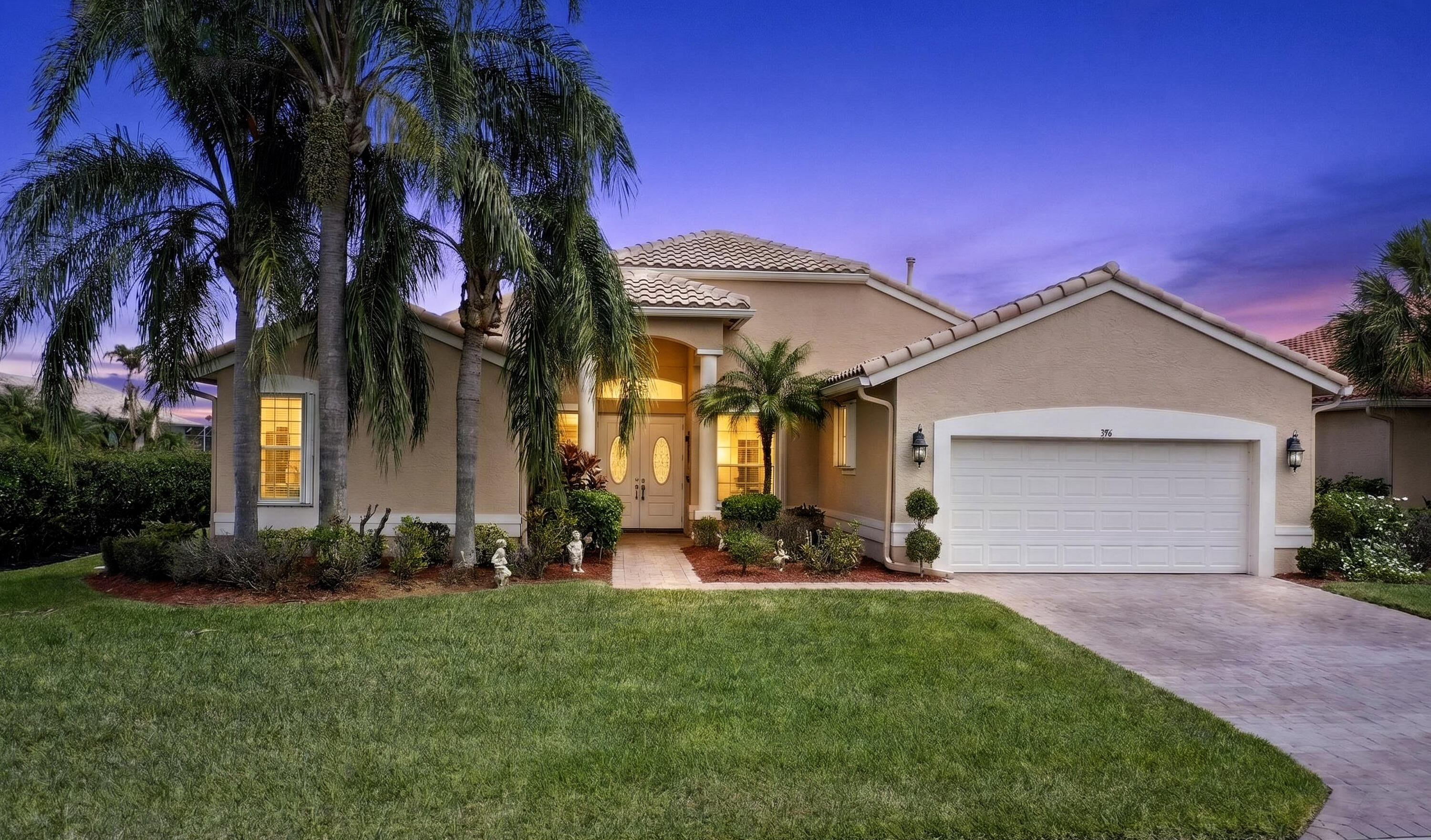 376 NW Shoreview Drive — photo