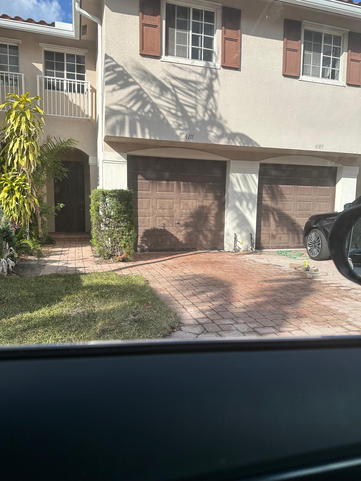 4111 Napoli Lake Drive — photo