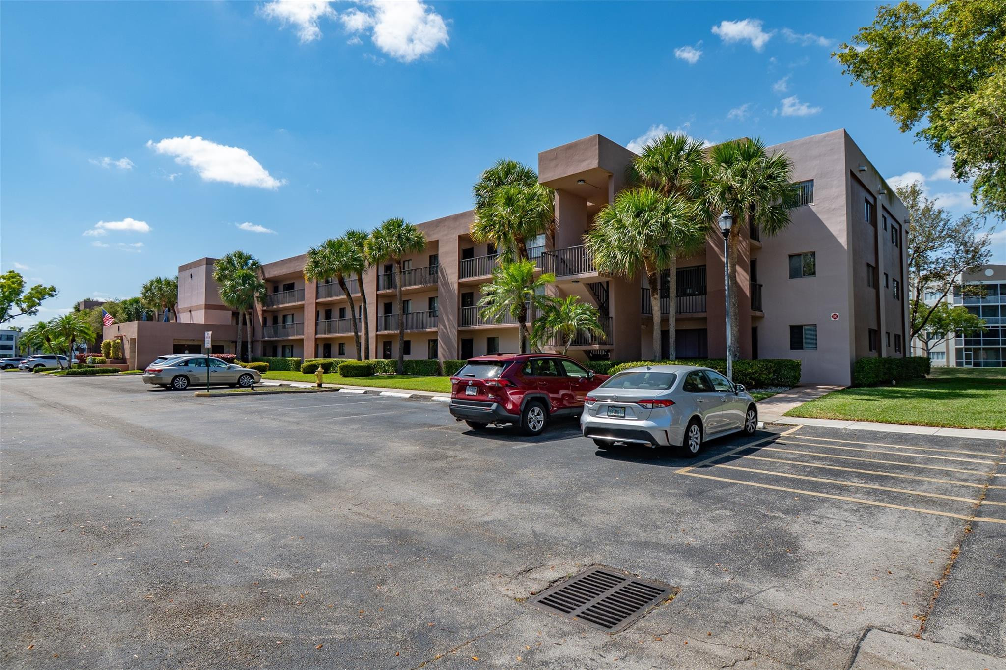 7448 Ashmont Circle 312 — photo