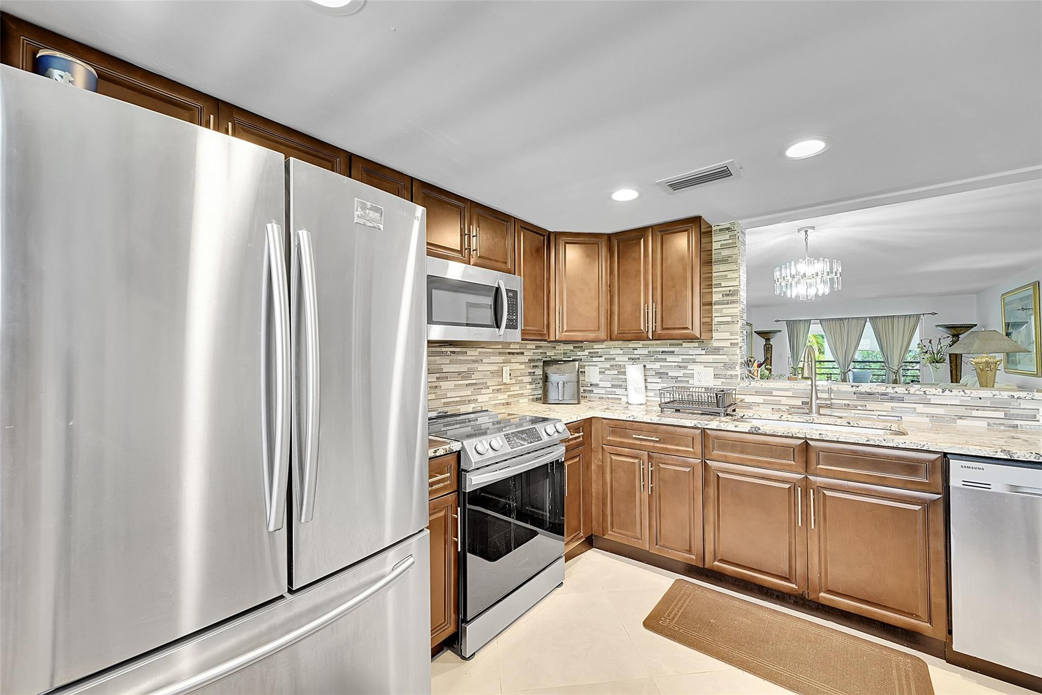 2804 Victoria Way C3 — photo