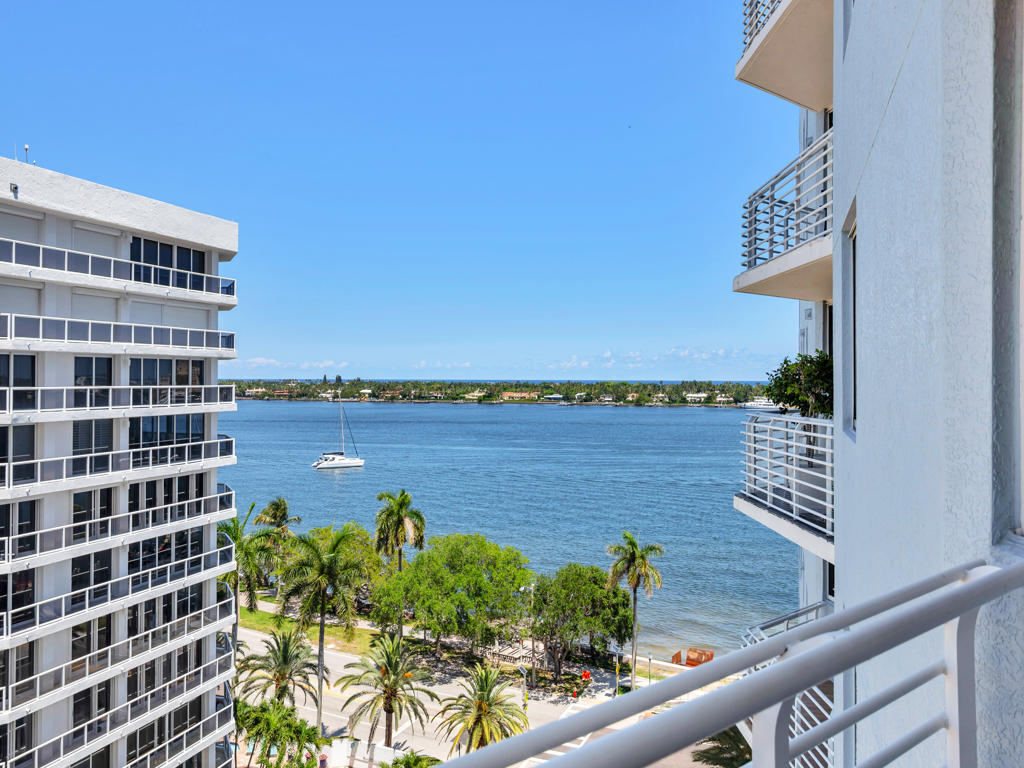 1551 N Flagler Drive 903 — photo