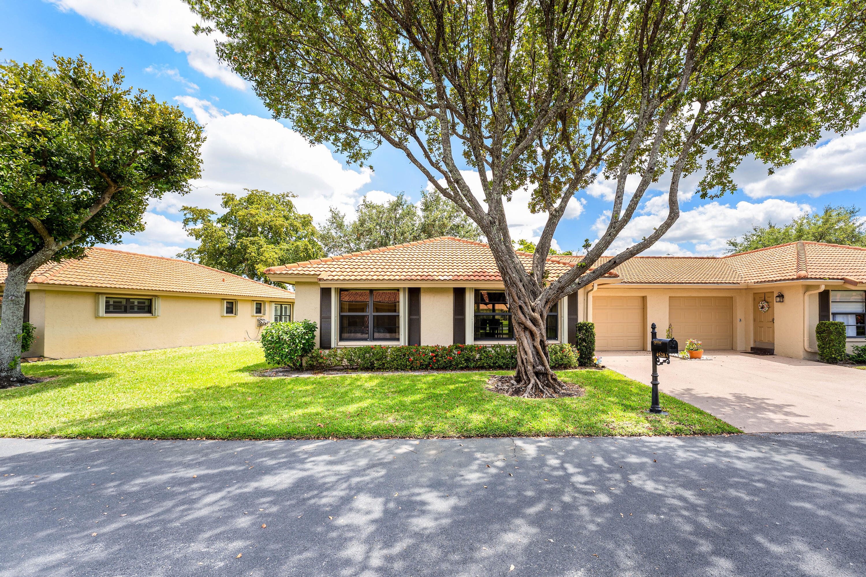 4520 Ficus Tree Road — photo