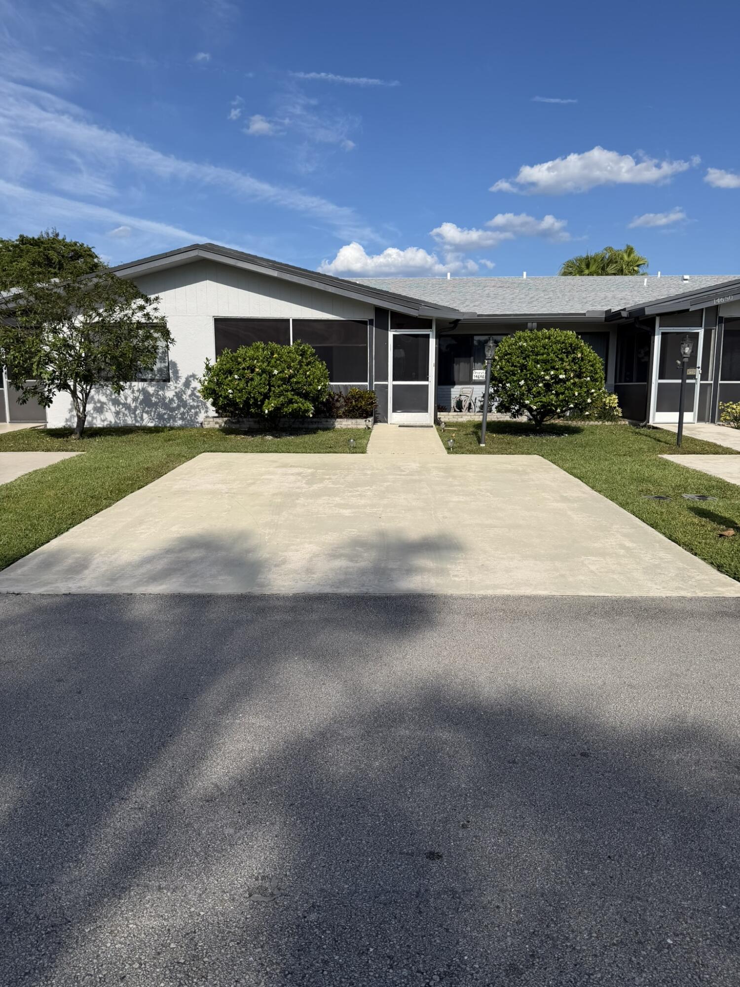 Home in Delray Beach, FL 33484 — photo 2
