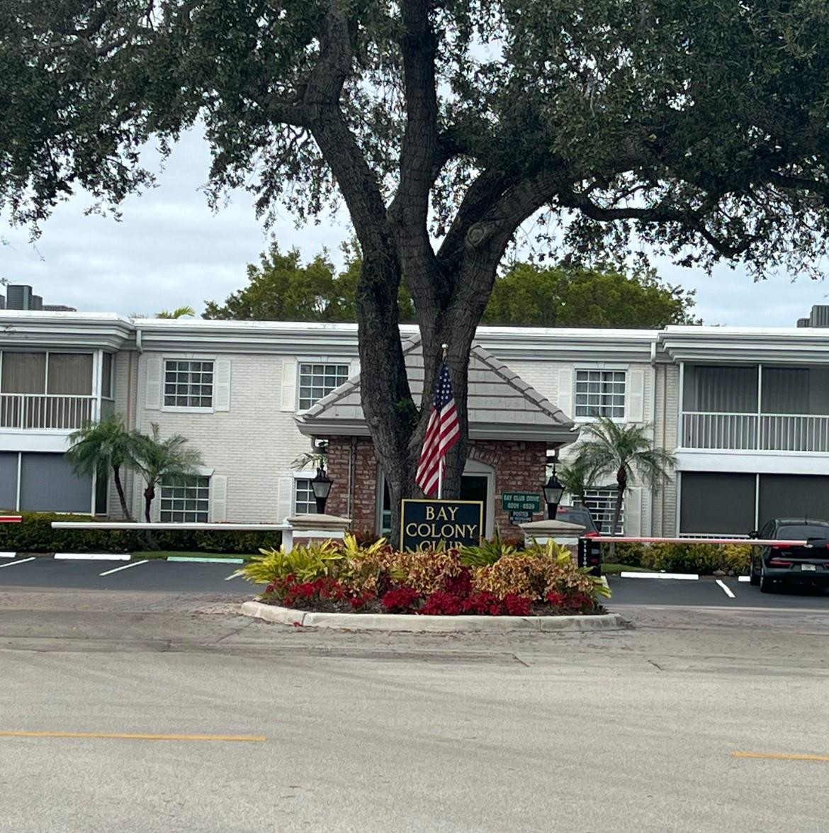6447 Bay Club Drive 2 — photo