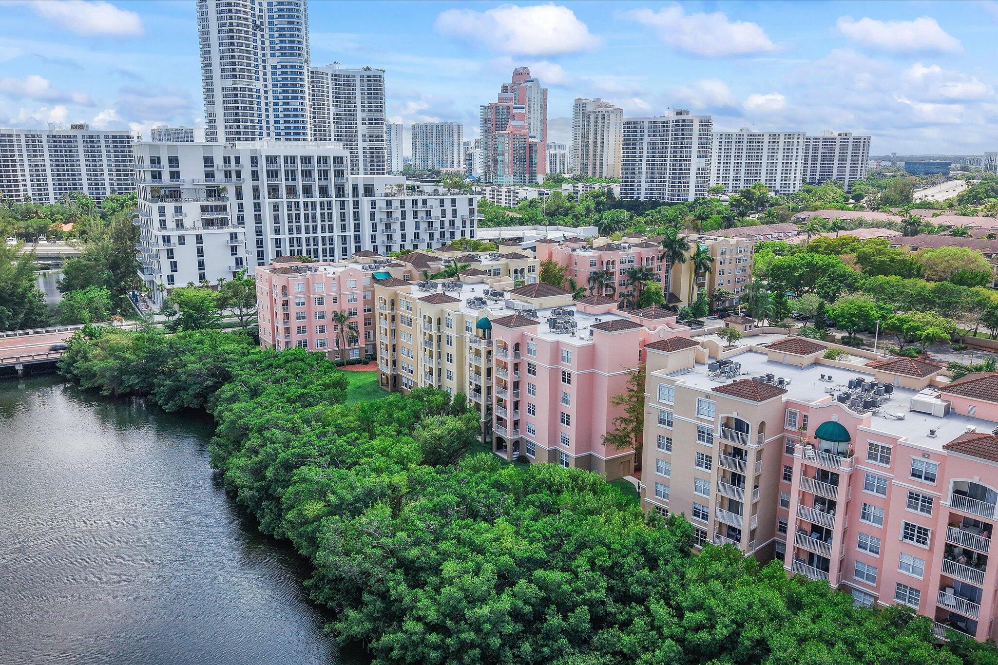 19601 E Country Club Drive 7505 — photo