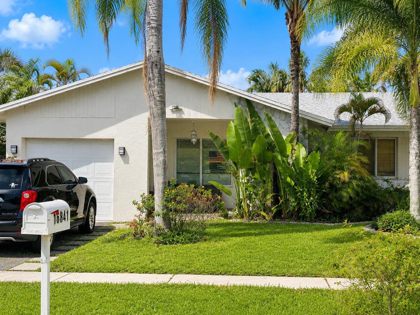 16841 Royal Poinciana Drive — photo