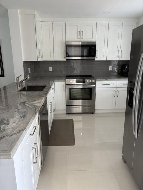 424 SE 10th Street 203 — photo