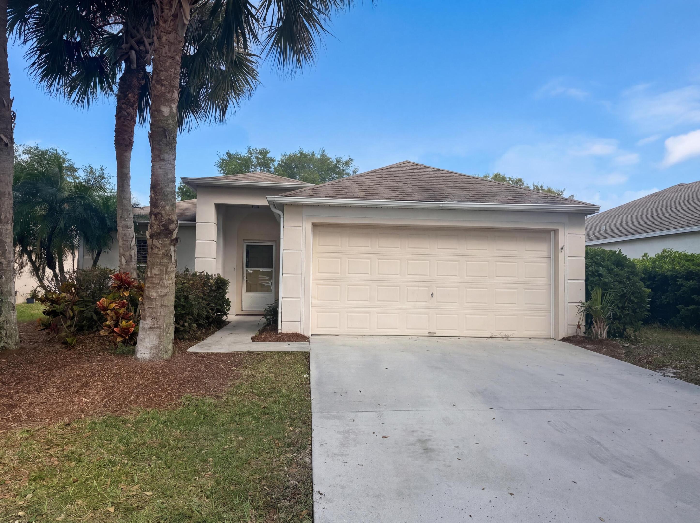 262 SW Panther Trace — photo