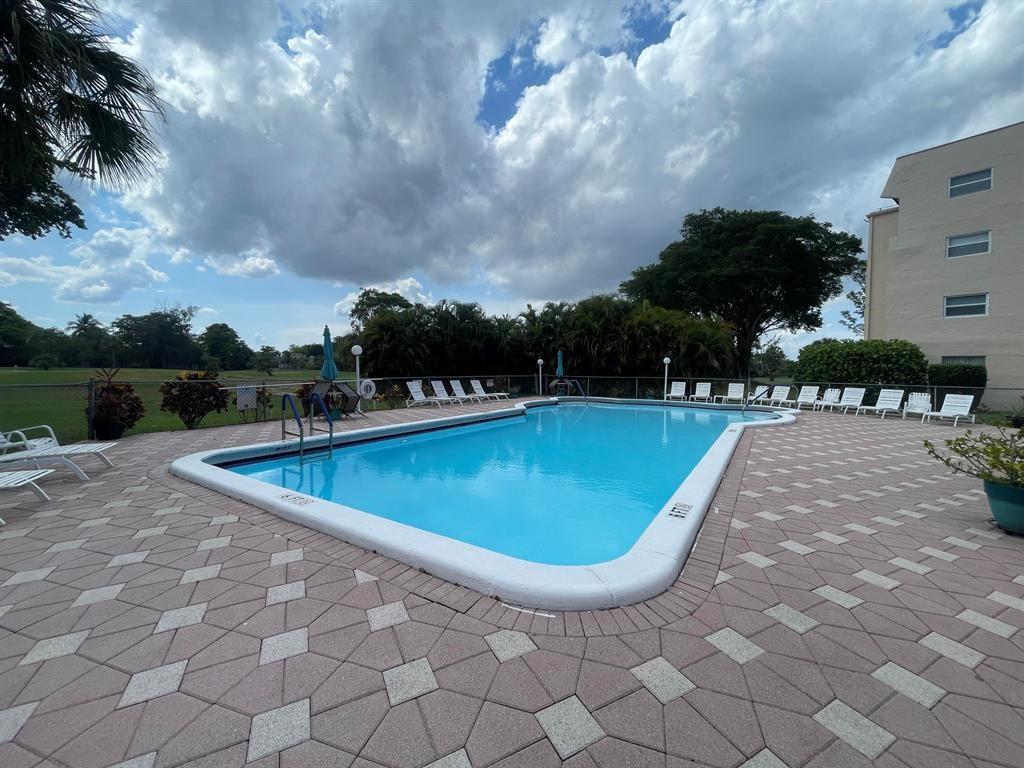 Home in Margate, FL 33063 — photo 3