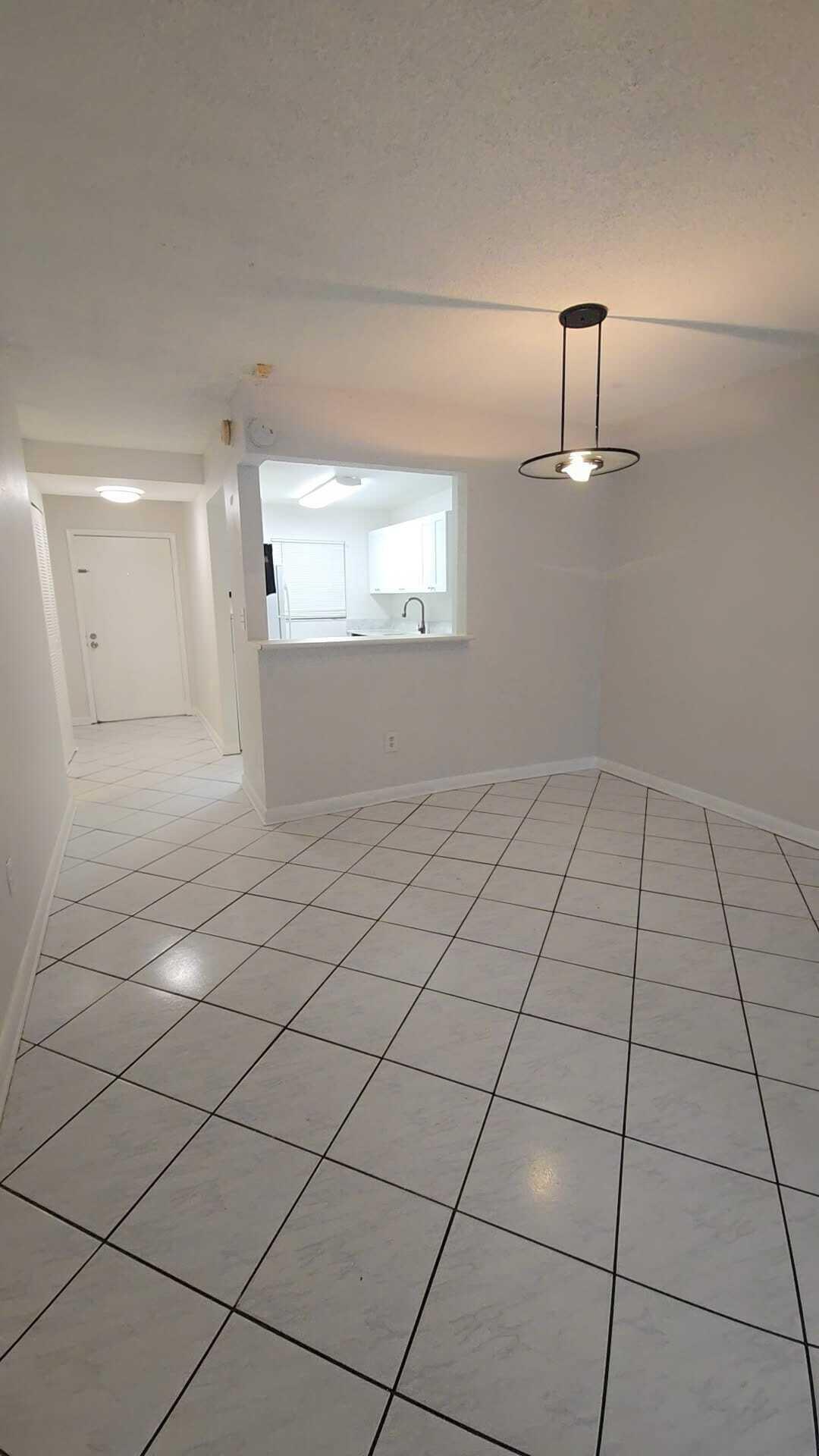 4111 Stirling Road 406 — photo