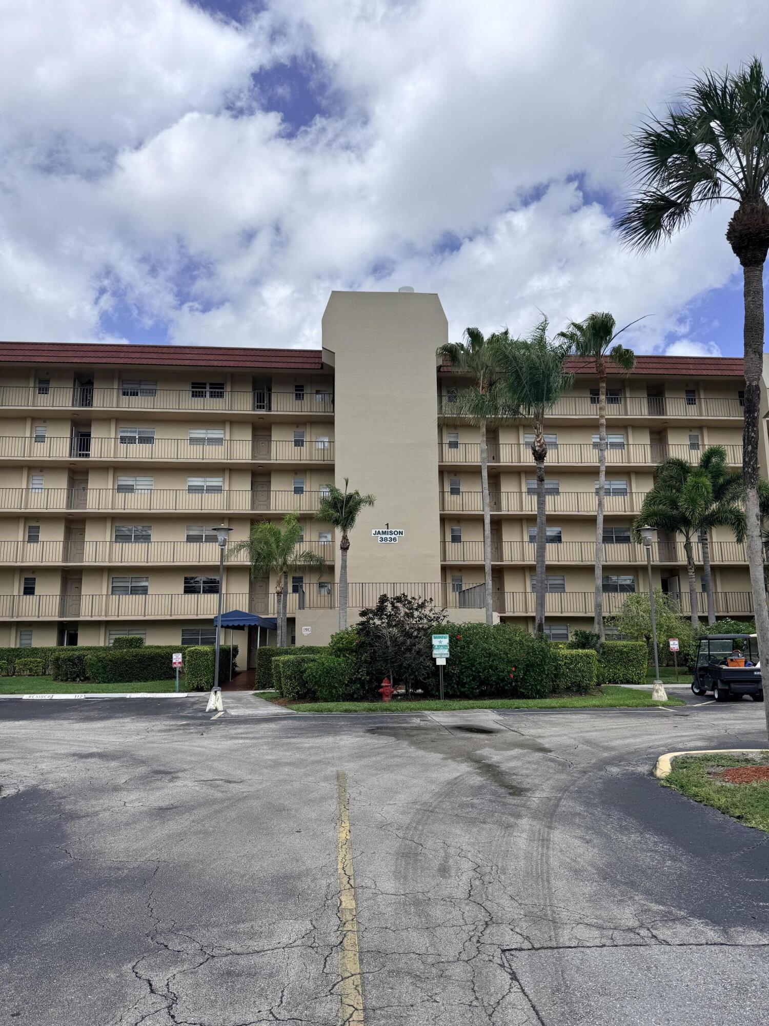 3836 Via Poinciana 306 — photo