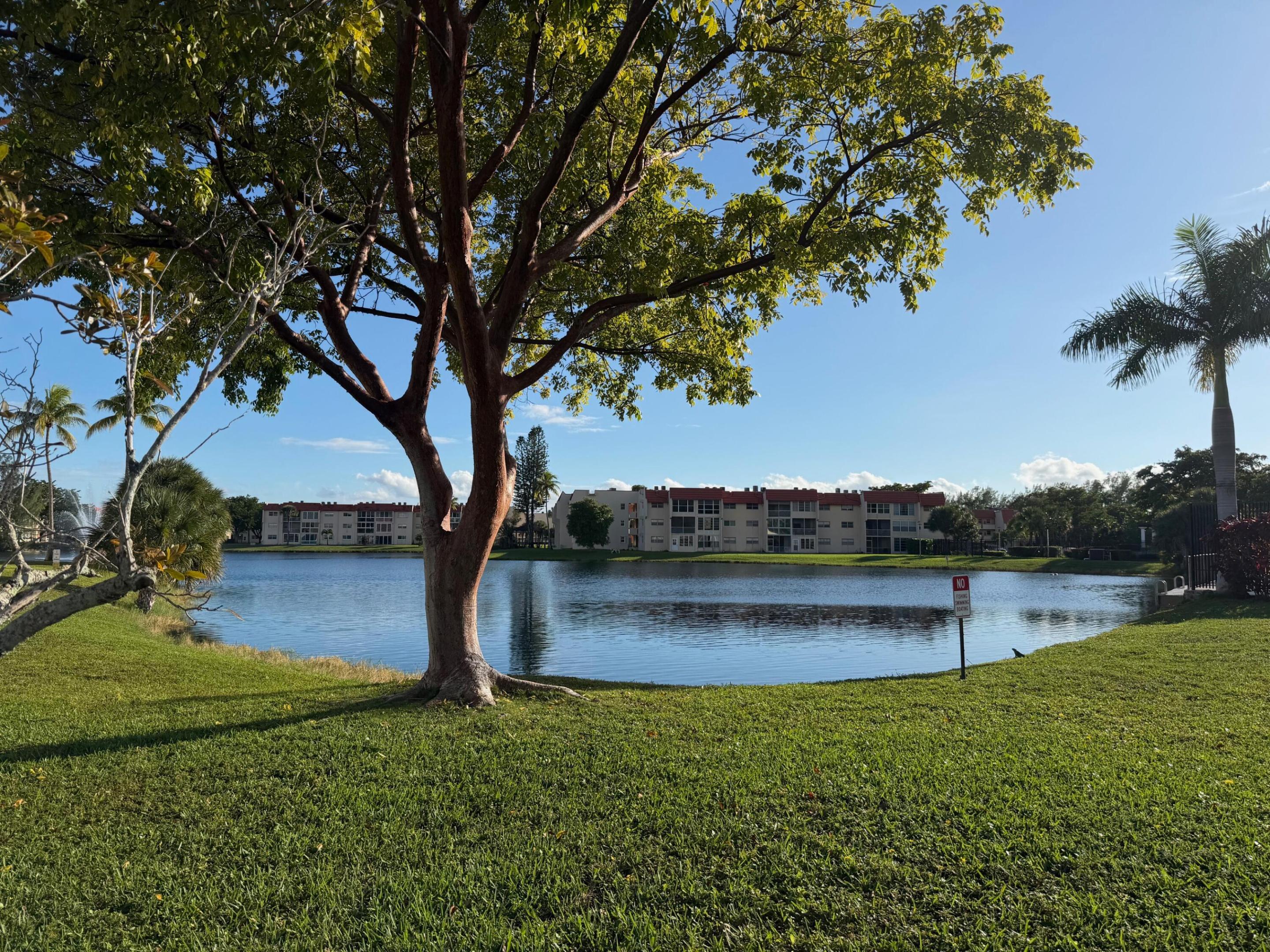 2950 Sunrise Lakes Drive W 305 — photo
