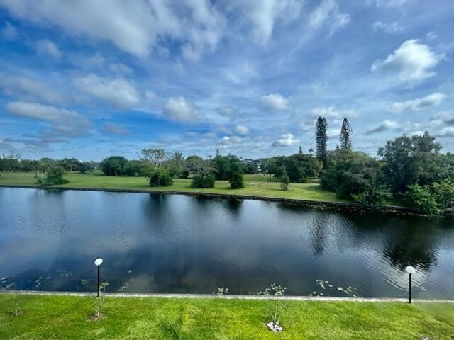3601 Inverrary Drive 306 — photo