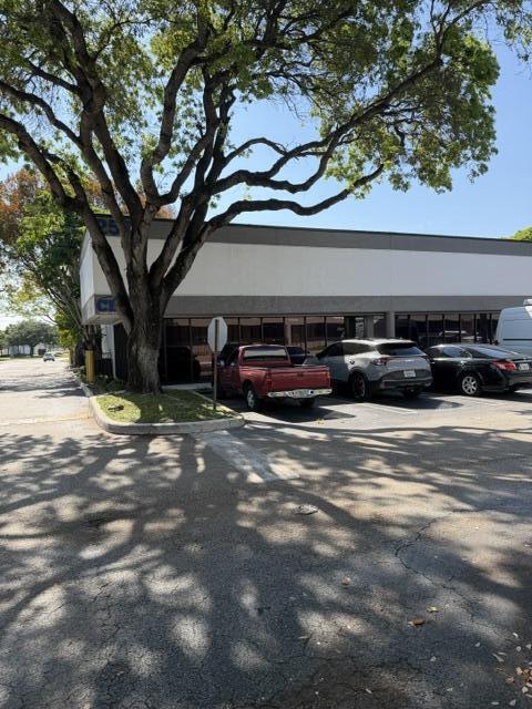 2560 N Powerline Road 201 — photo