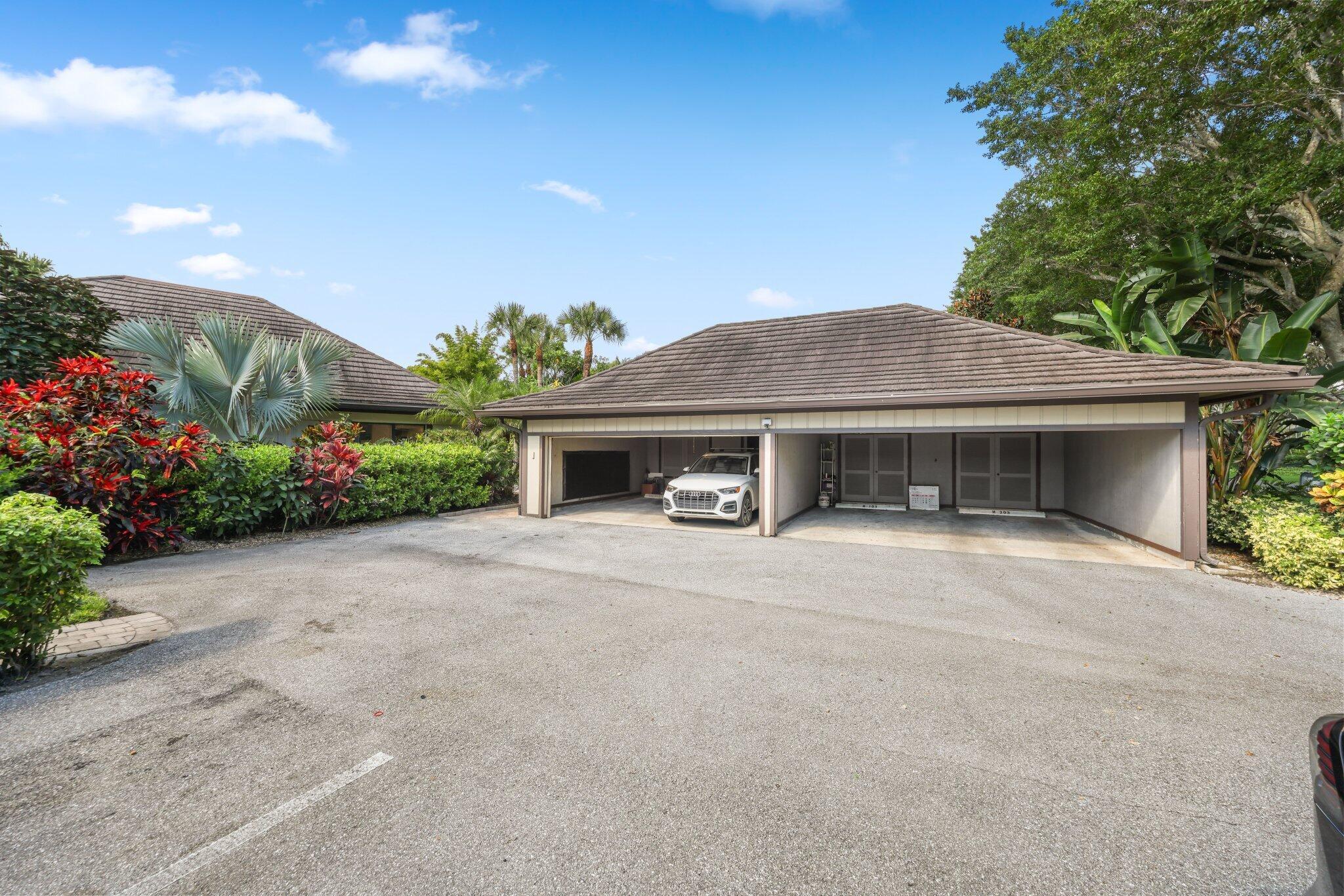 2835 Polo Island Drive H104 — photo