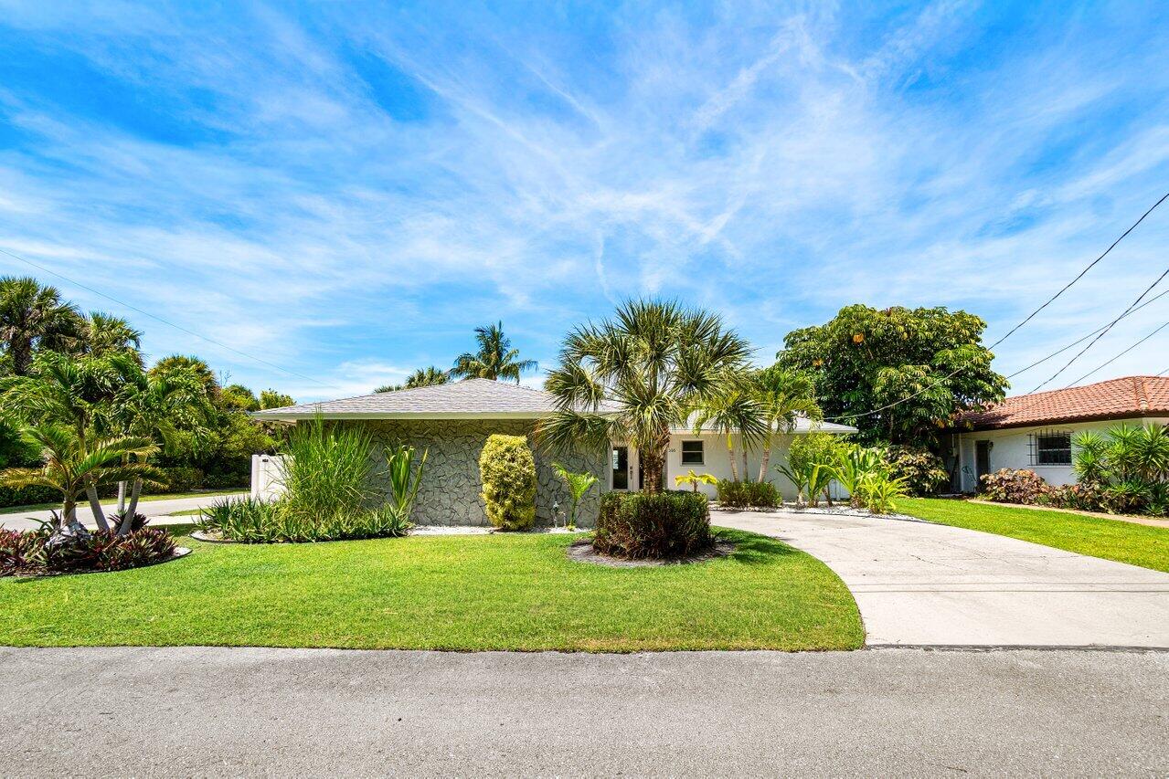 106 Periwinkle Drive — photo