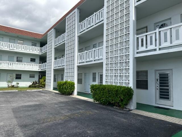 1380 NW 43 Terrace 306 — photo