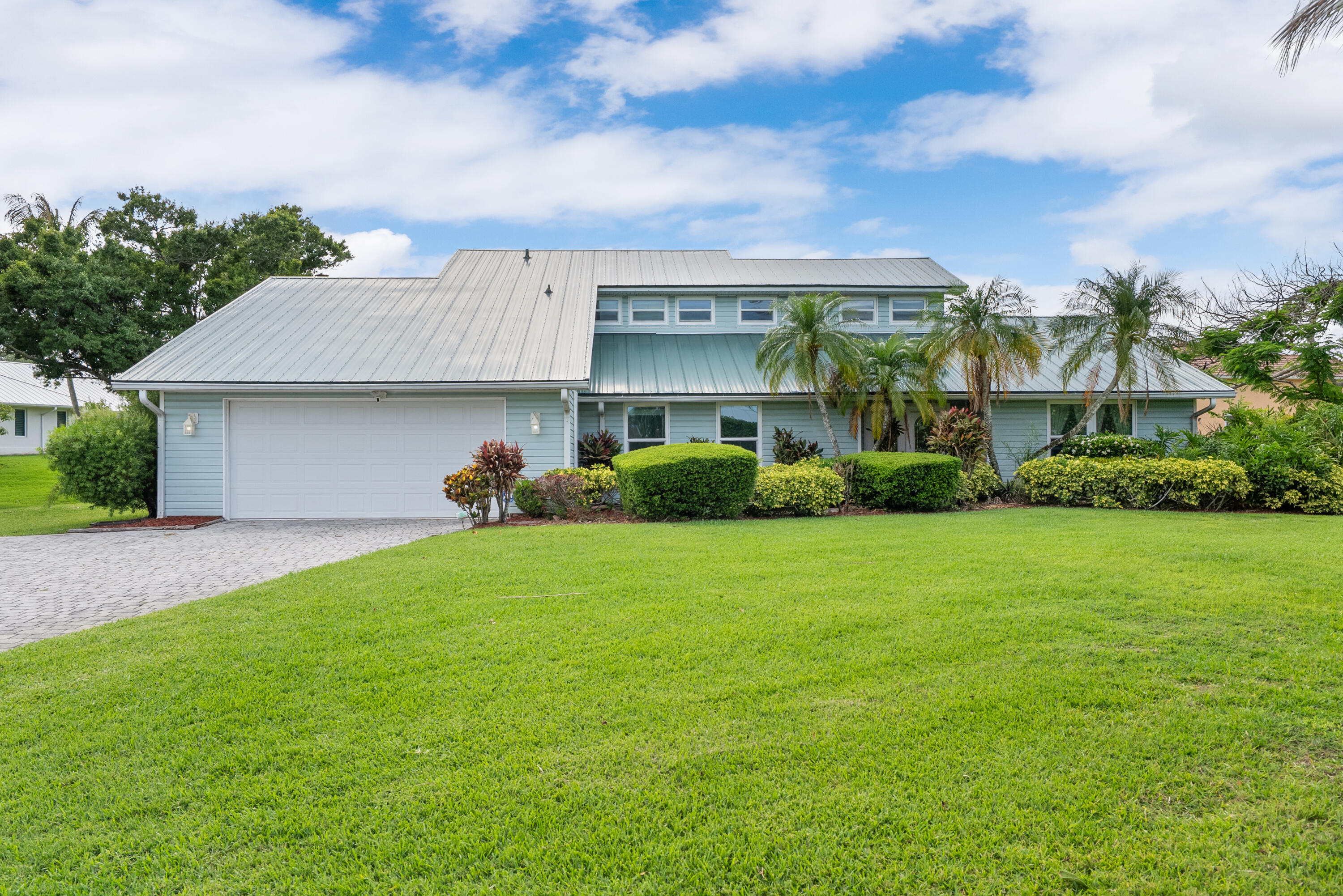 2415 NW Cove View — photo