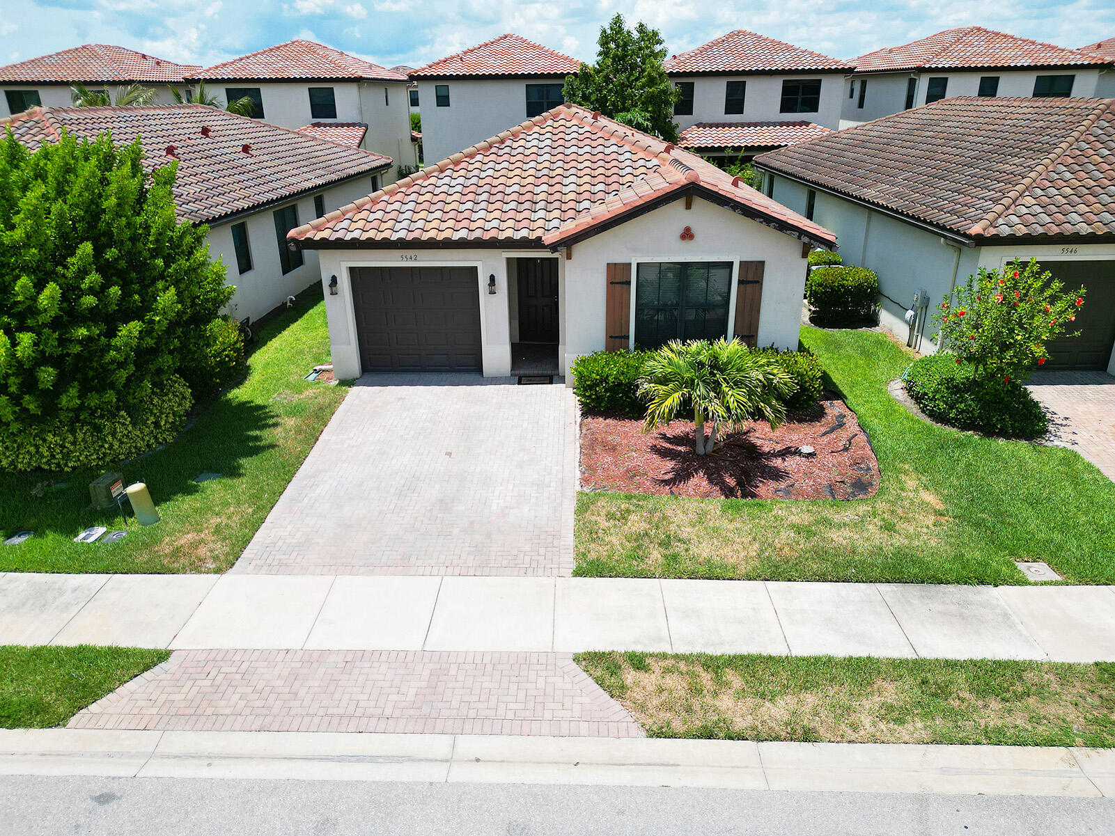 5542 Useppa Drive — photo