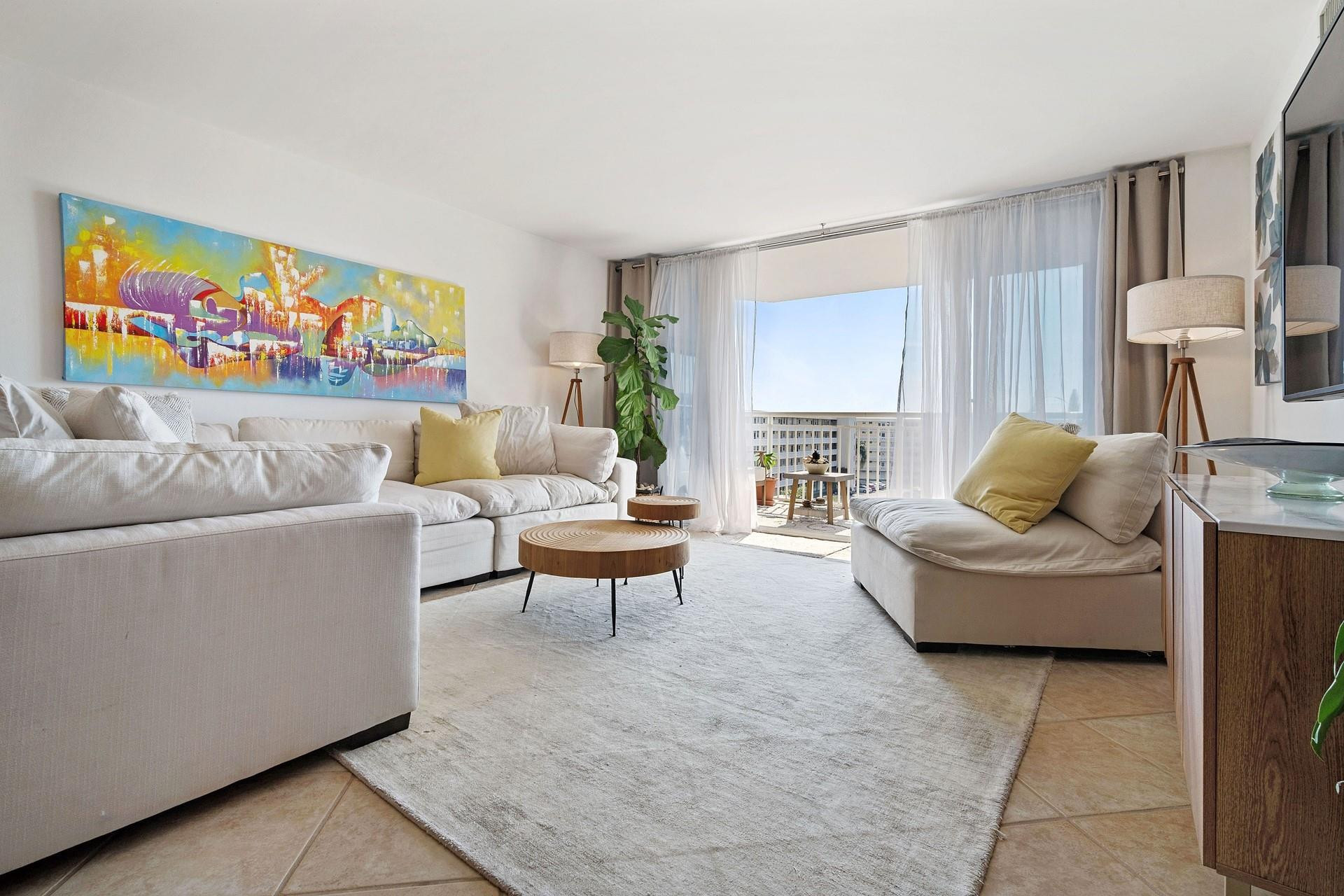 18021 Biscayne Boulevard 504 — photo