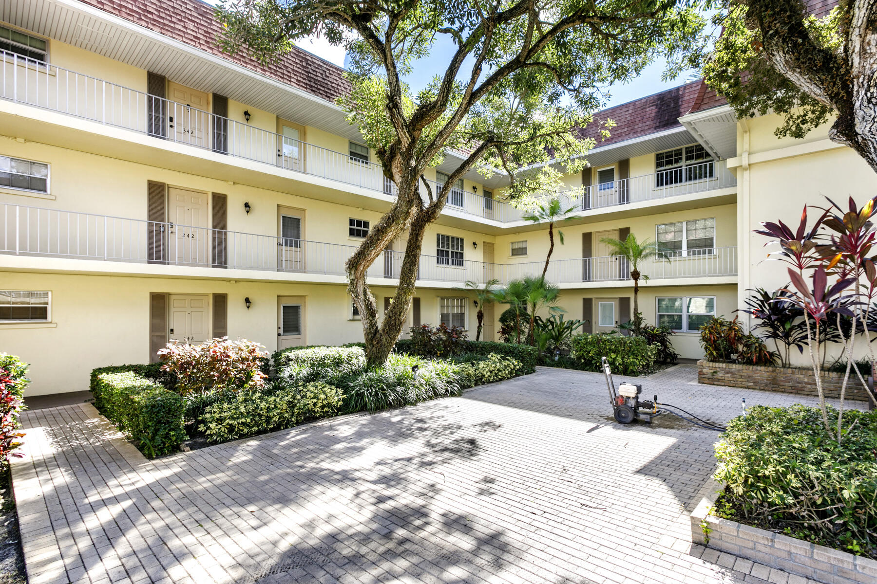 5510 Tamberlane Circle 242 — photo