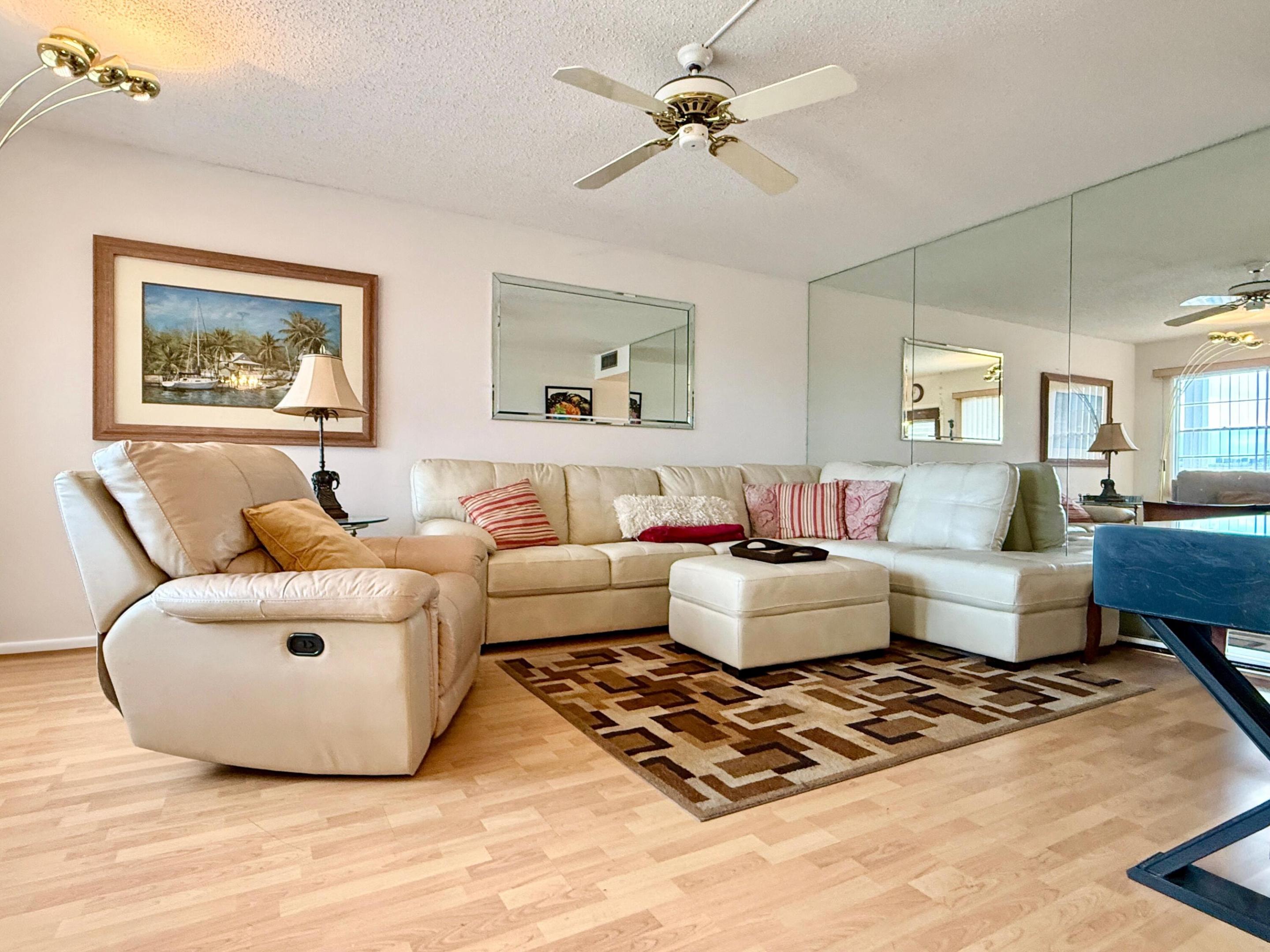 4046 Guildford C — photo