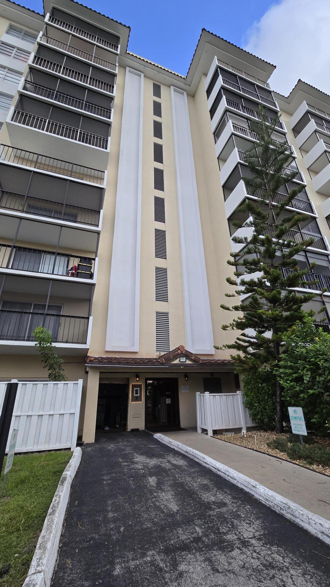 4164 Inverrary Drive 601 — photo