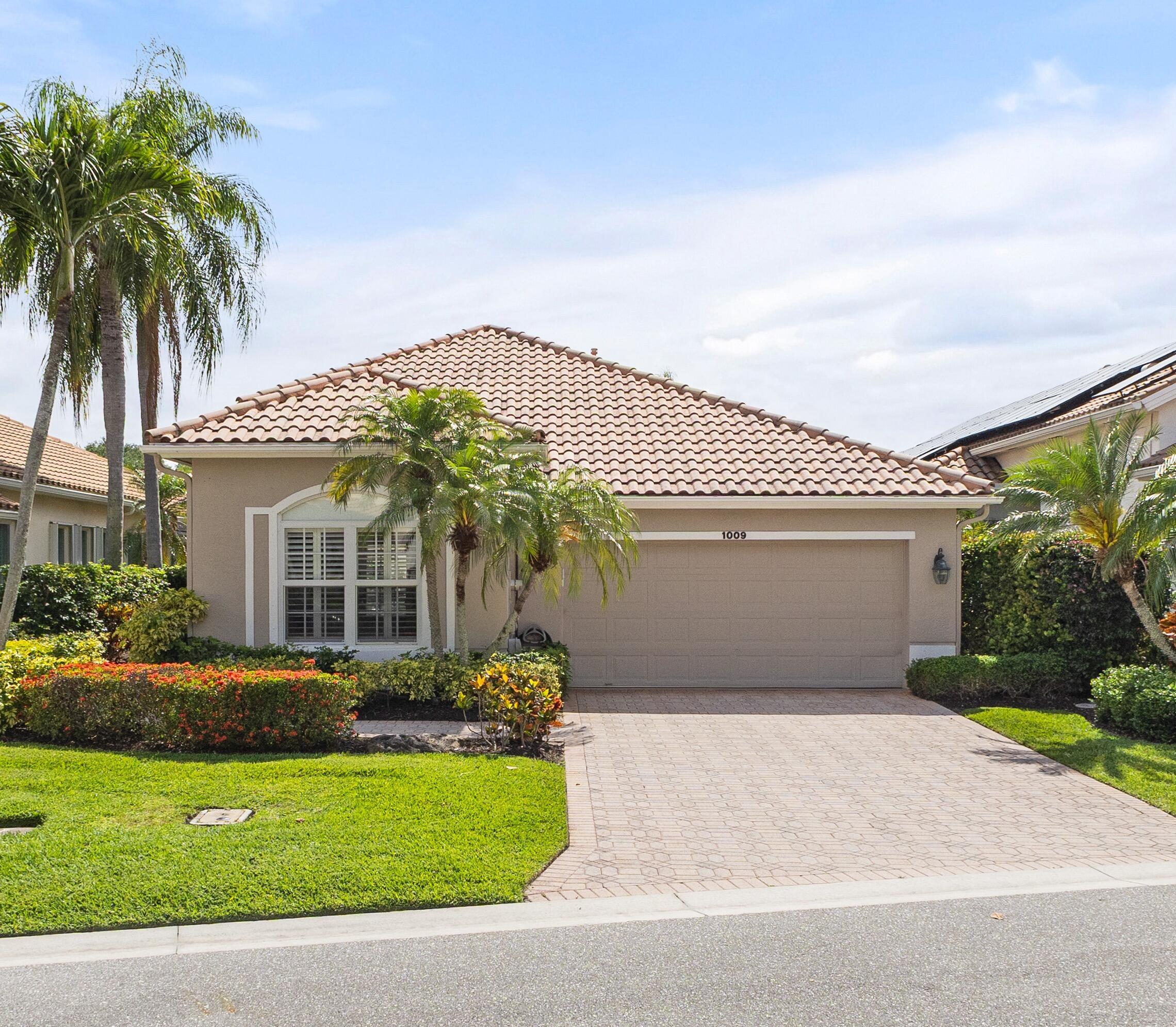 1009 Diamond Head Way — photo