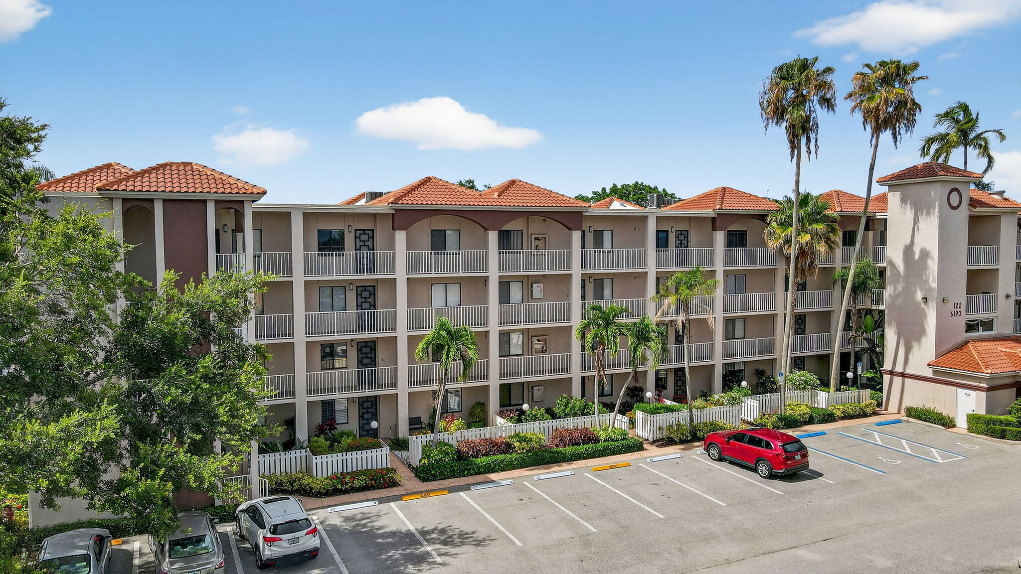 6193 Pointe Regal Circle 402 — photo