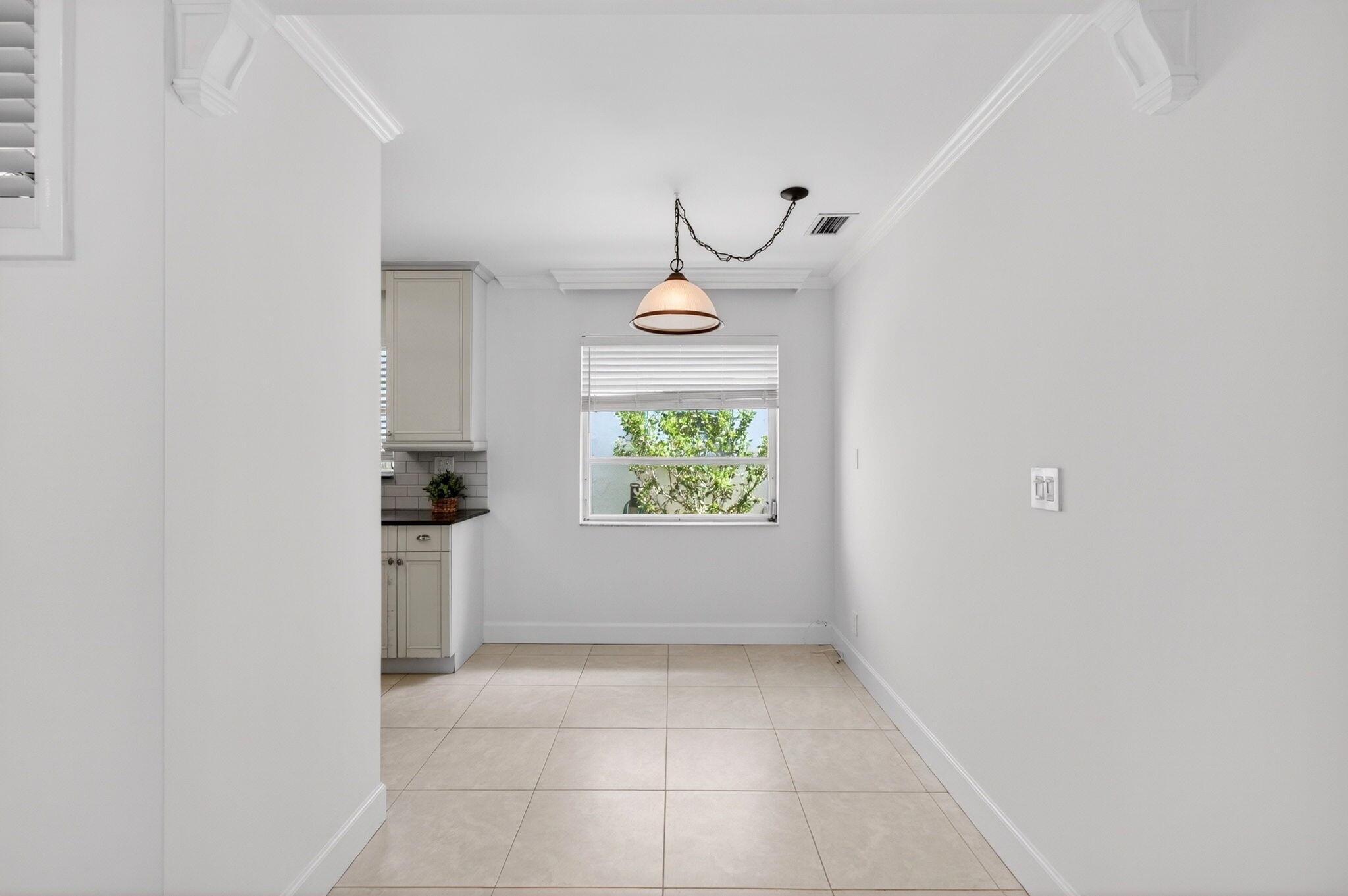 201 Del Rio Boulevard, Boca Raton, FL 33432 — photo 2