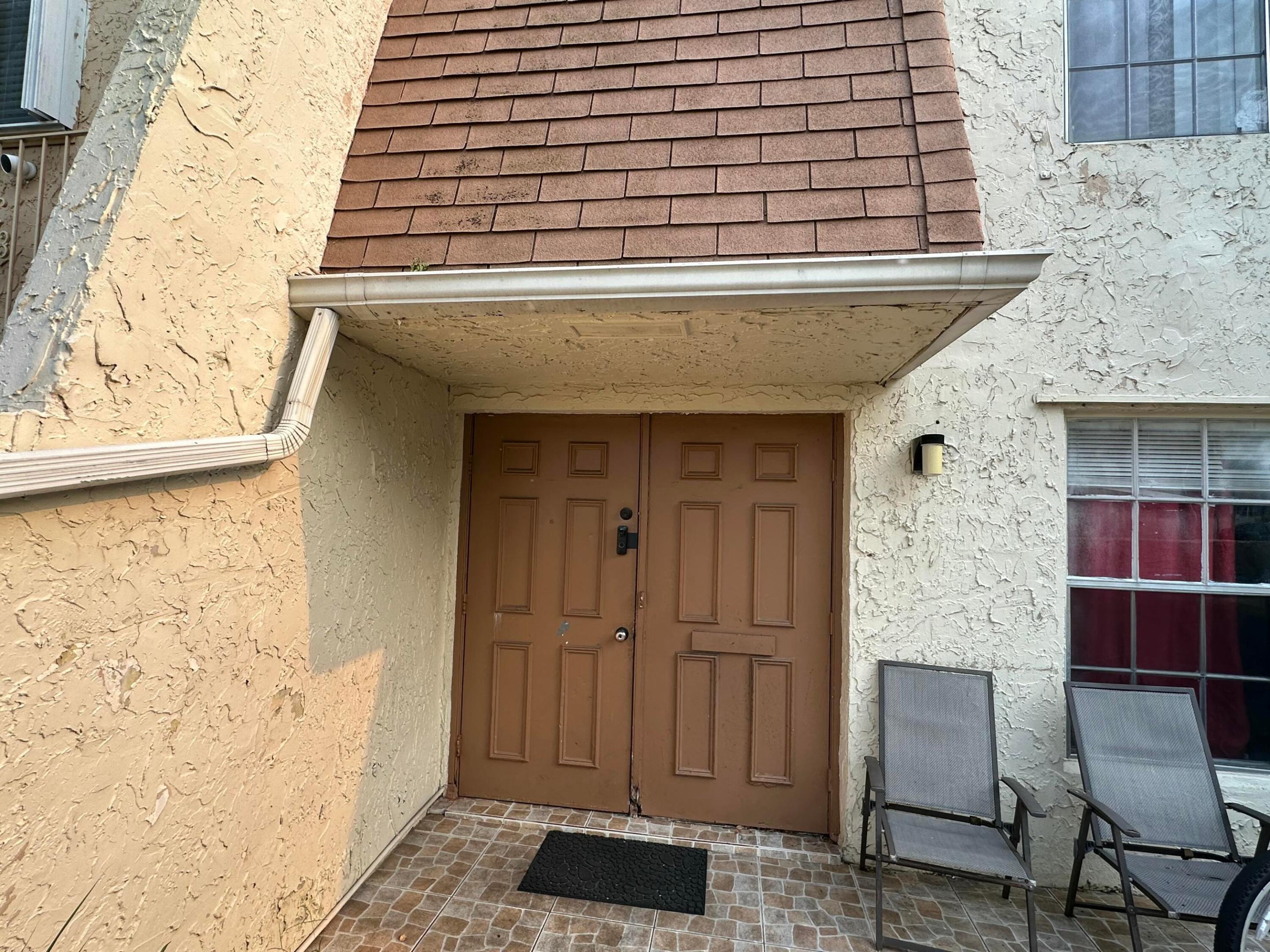 7424 NW 75th Street — photo