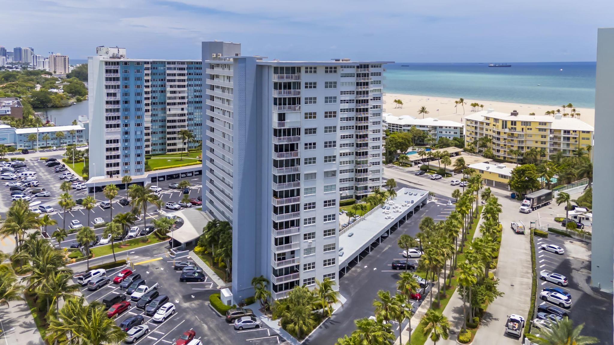 1920 S Ocean Drive 1009 — photo