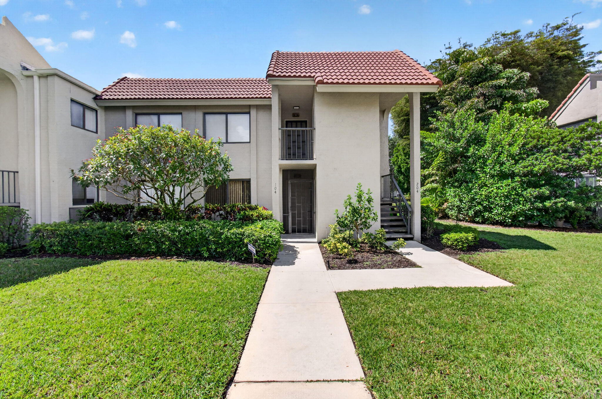 5561 Fairway Park Drive 104 — photo
