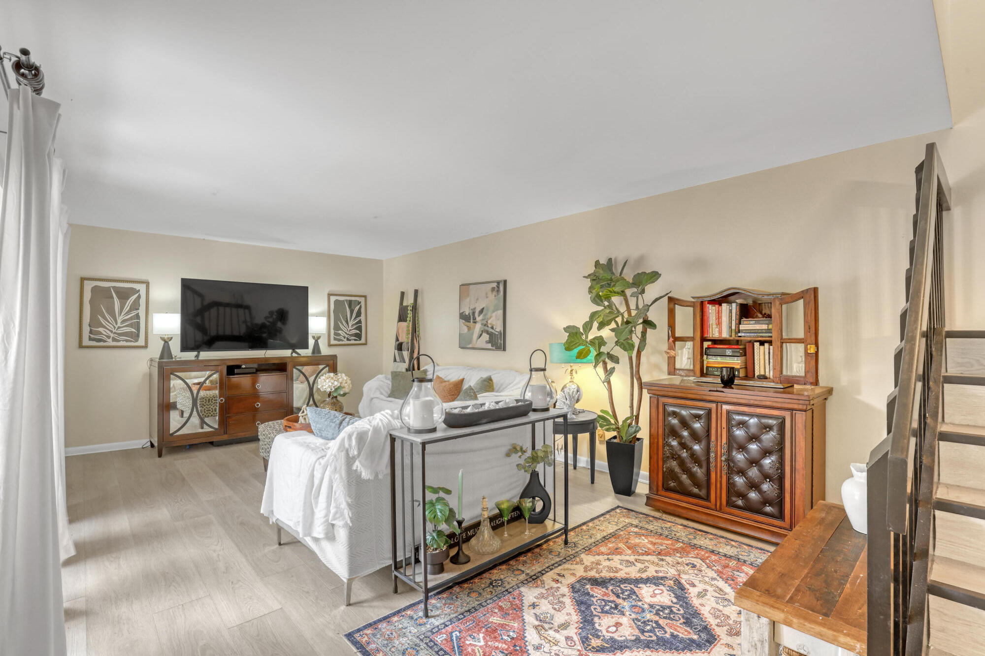 5808 SE Riverboat Drive 304 — photo