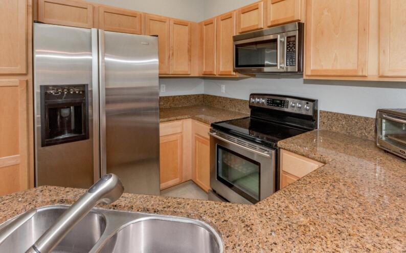 3019 Laurel Ridge Circle, Riviera Beach, FL 33404 — photo 2