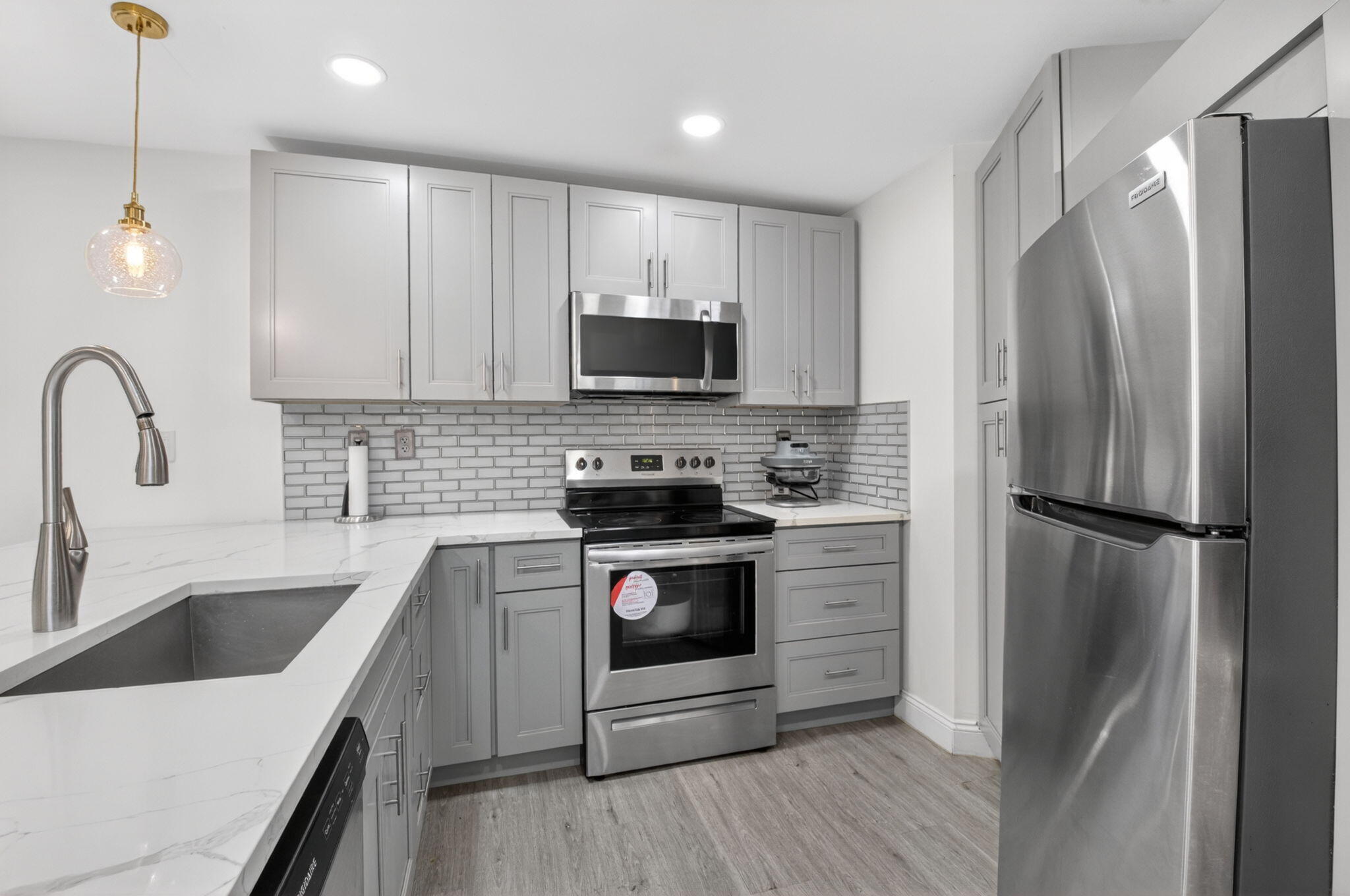8385 Trent Court D — photo