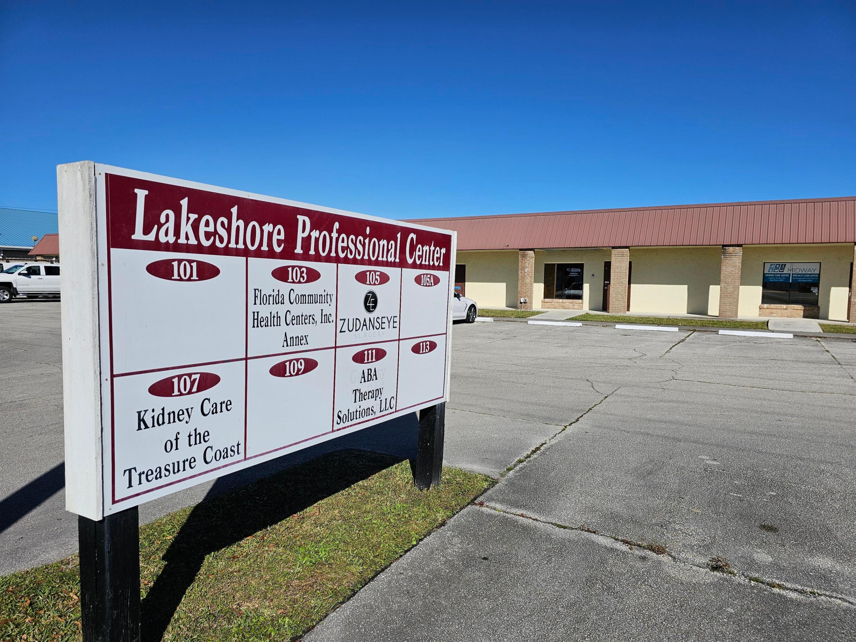 111 NE 19th Drive, Okeechobee, FL — photo