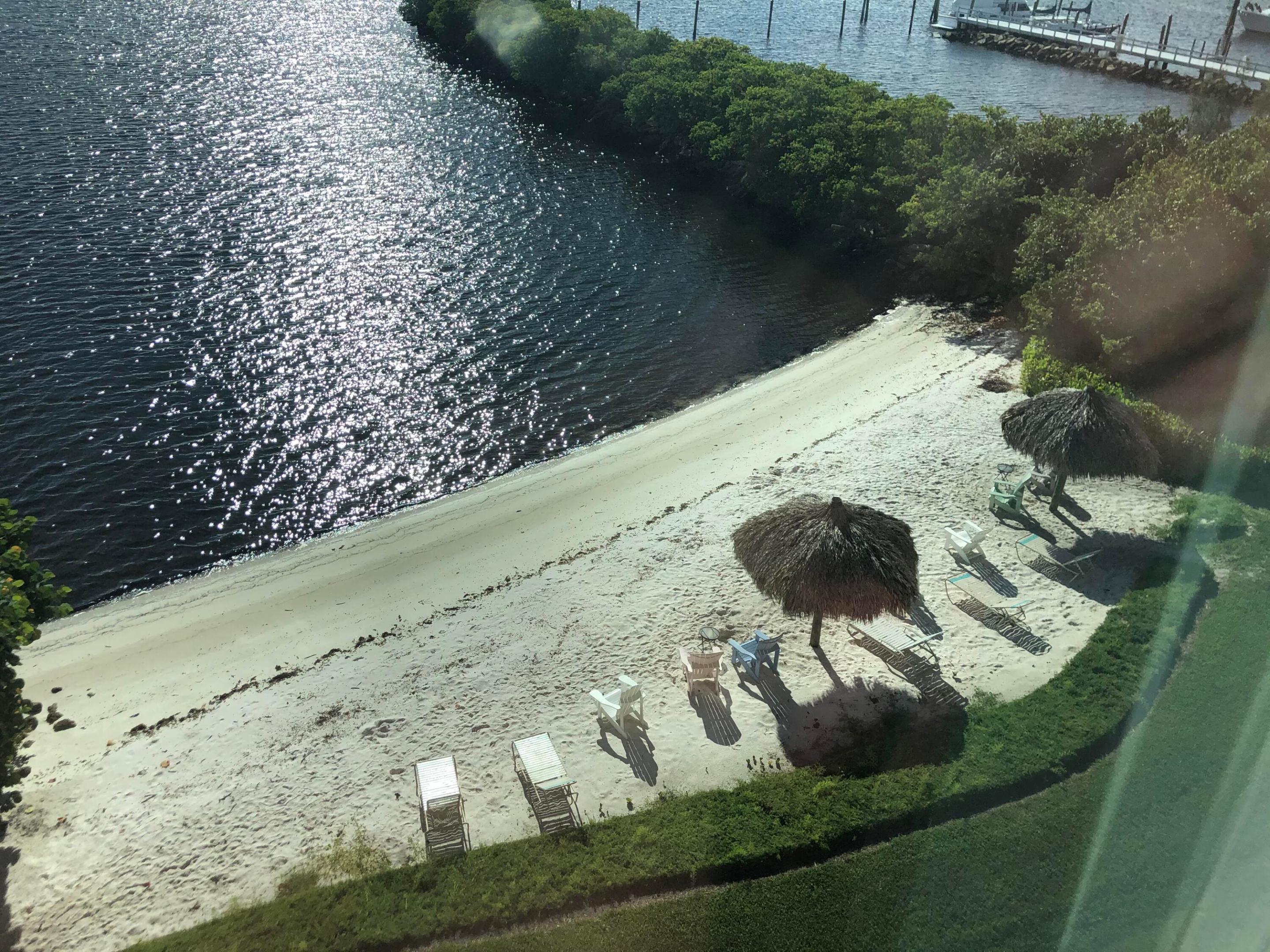 400 Scotia Drive 103 — photo