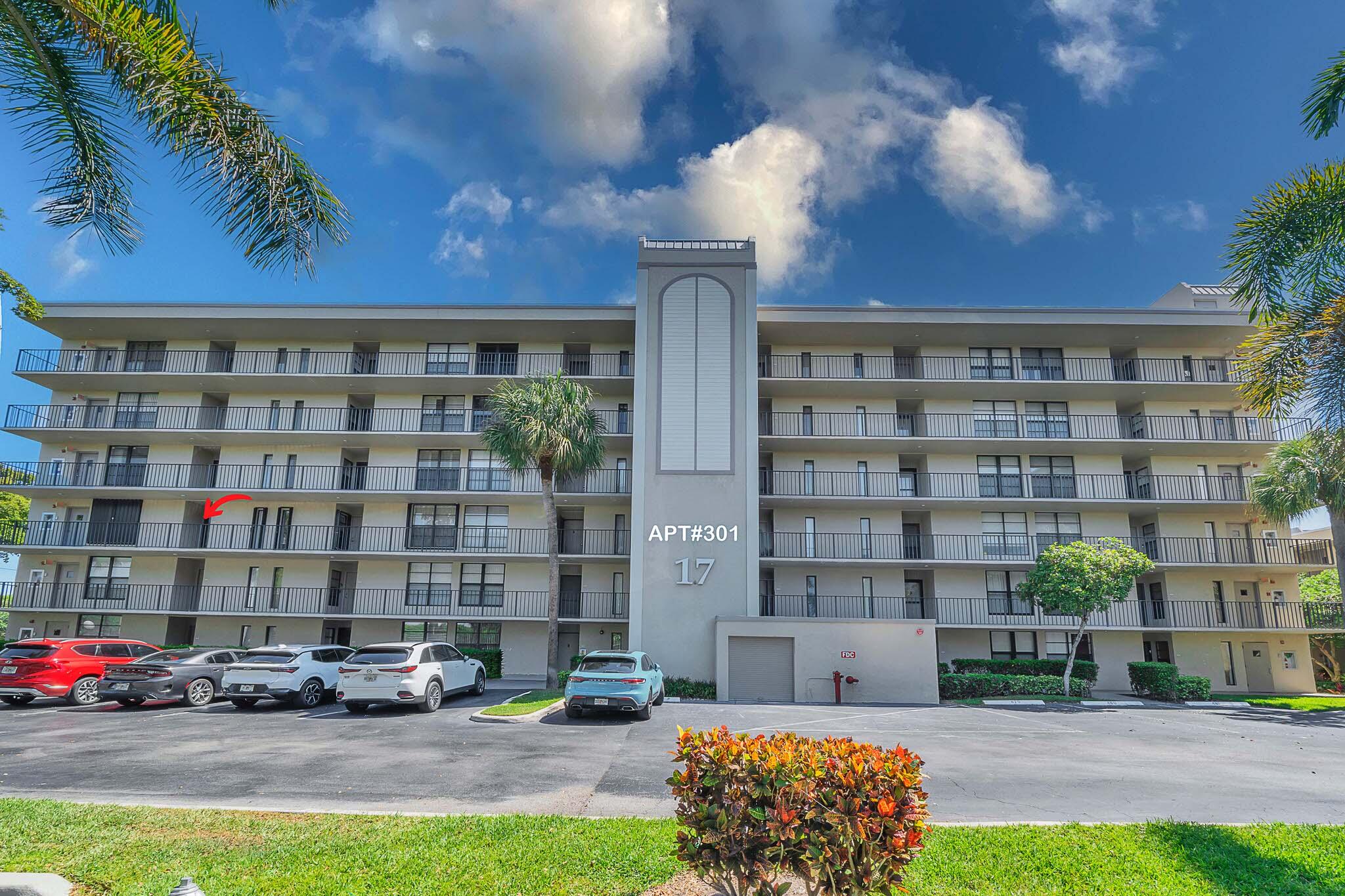 17 Royal Palm Way 3010 — photo