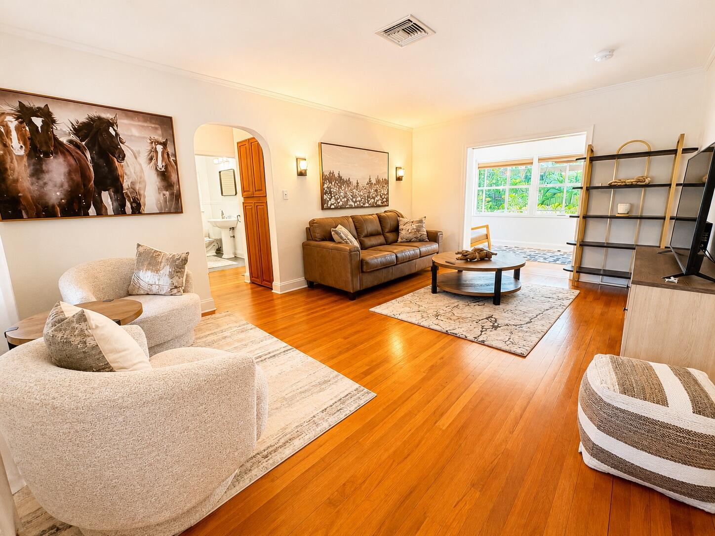 712 SE 11th Court — photo