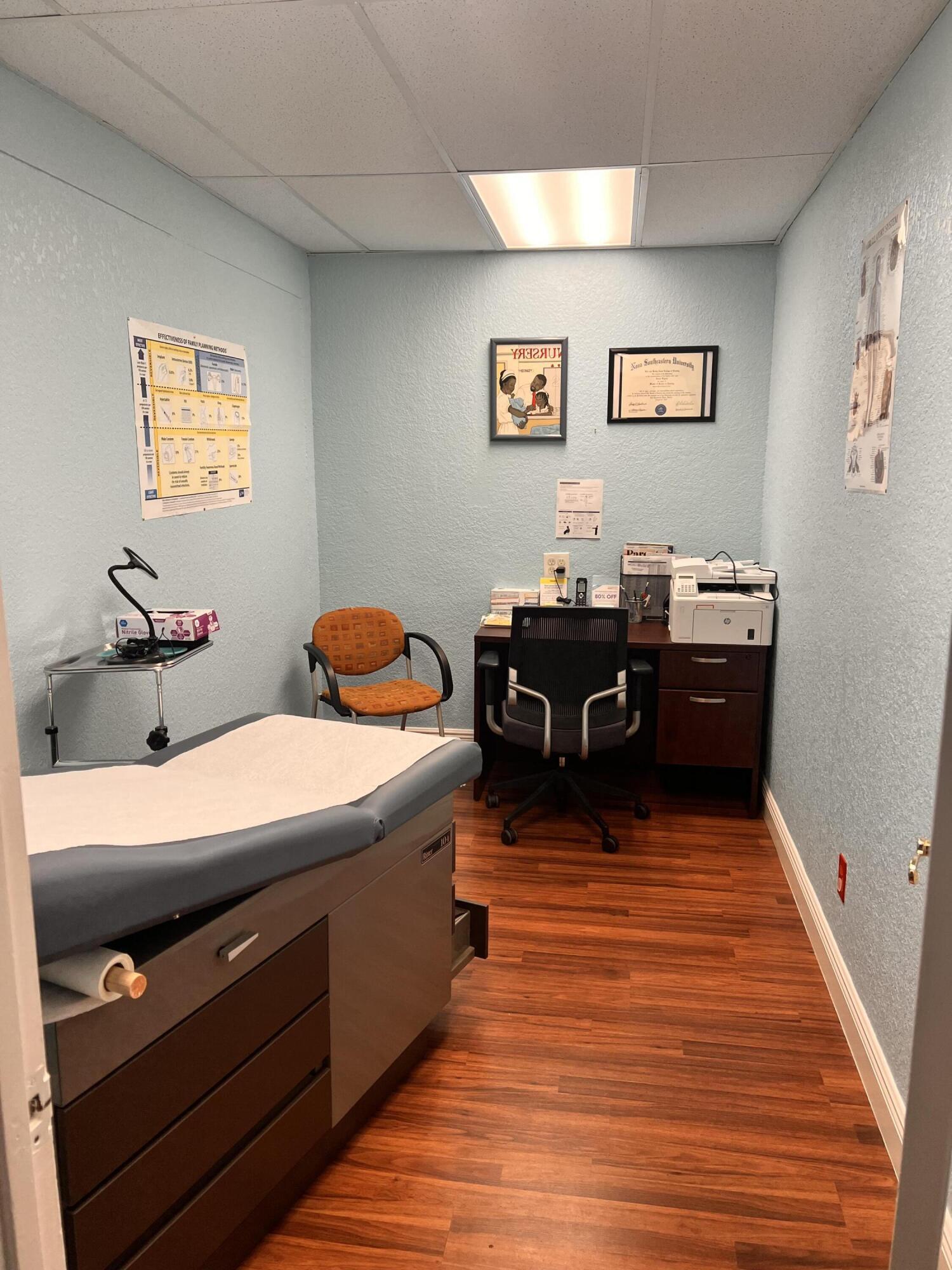 2331 N State Rd 7 207, Lauderhill, FL — photo