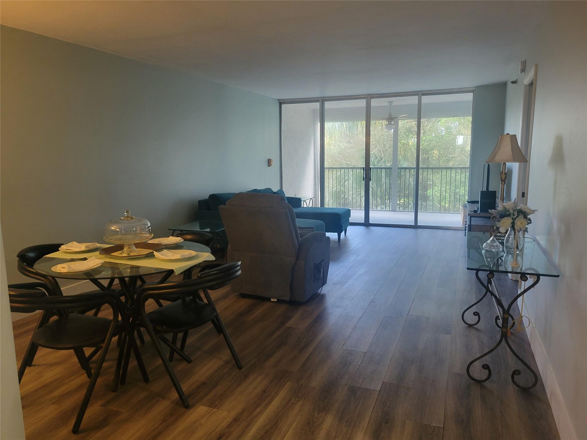 3940 Inverrary Boulevard 407-a — photo