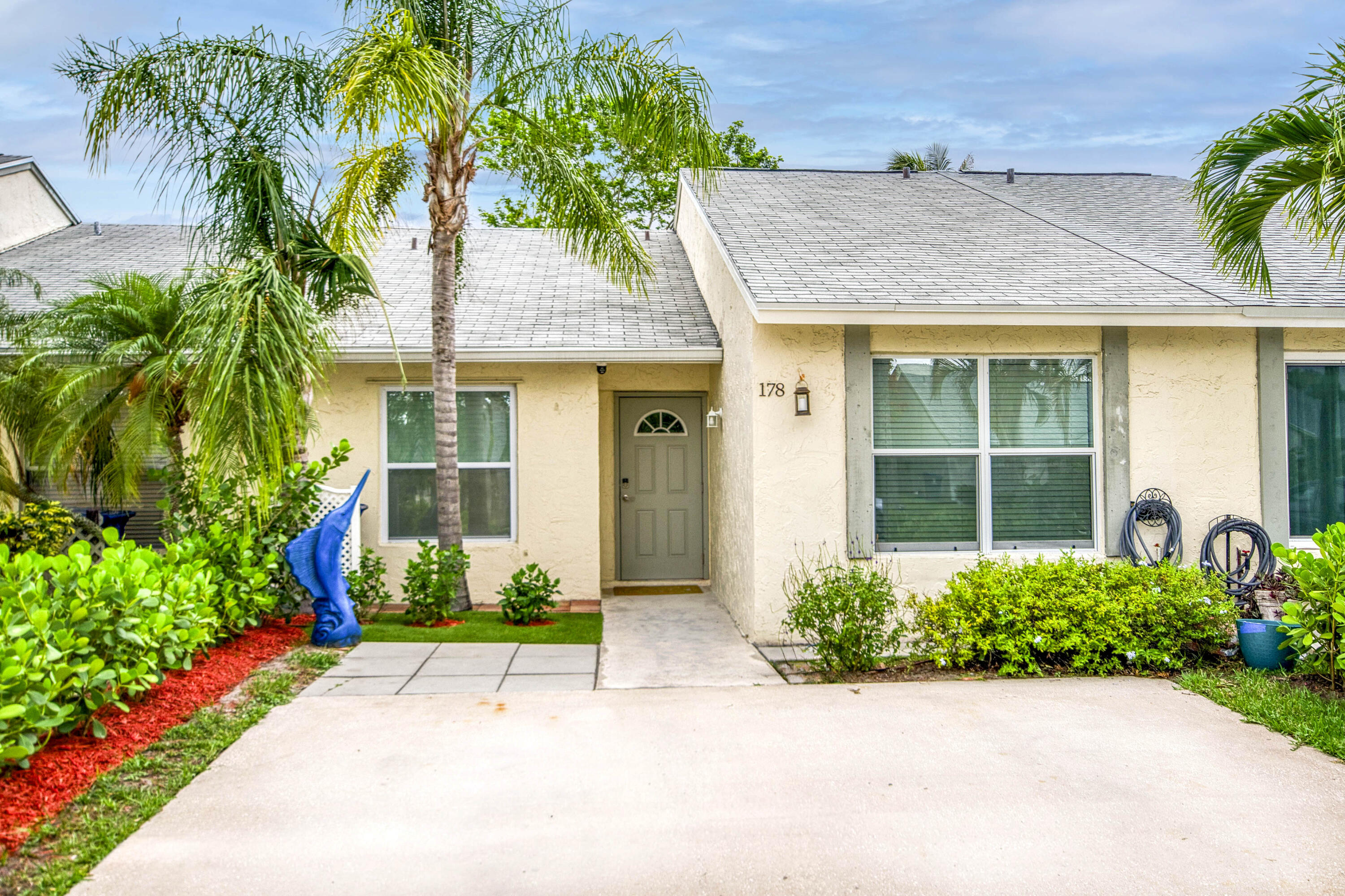 178 Pinewood Court — photo