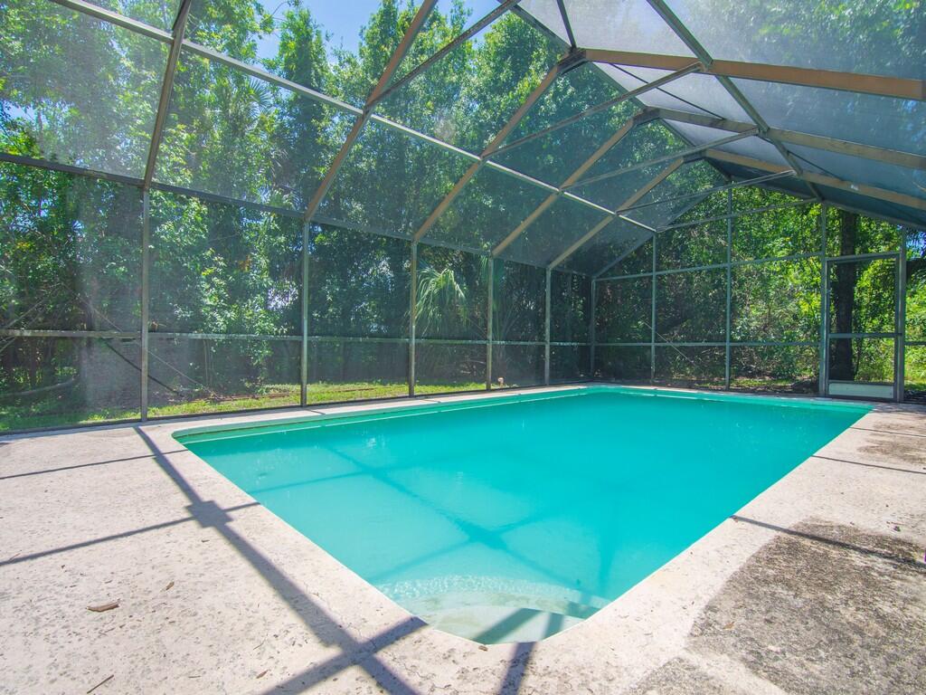 7907 Lockwood Drive — photo