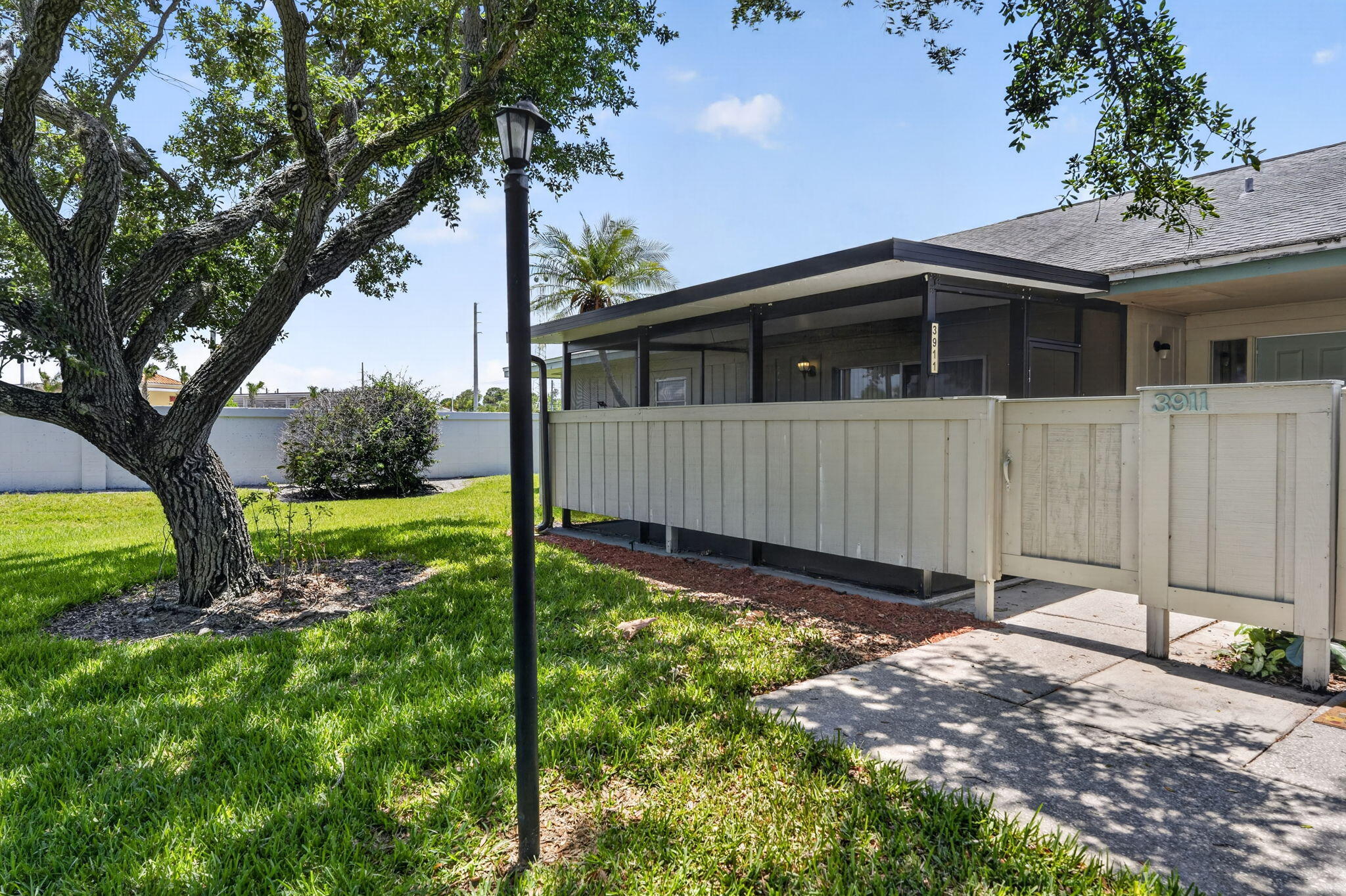 3911 NW Cinnamon Tree Circle — photo