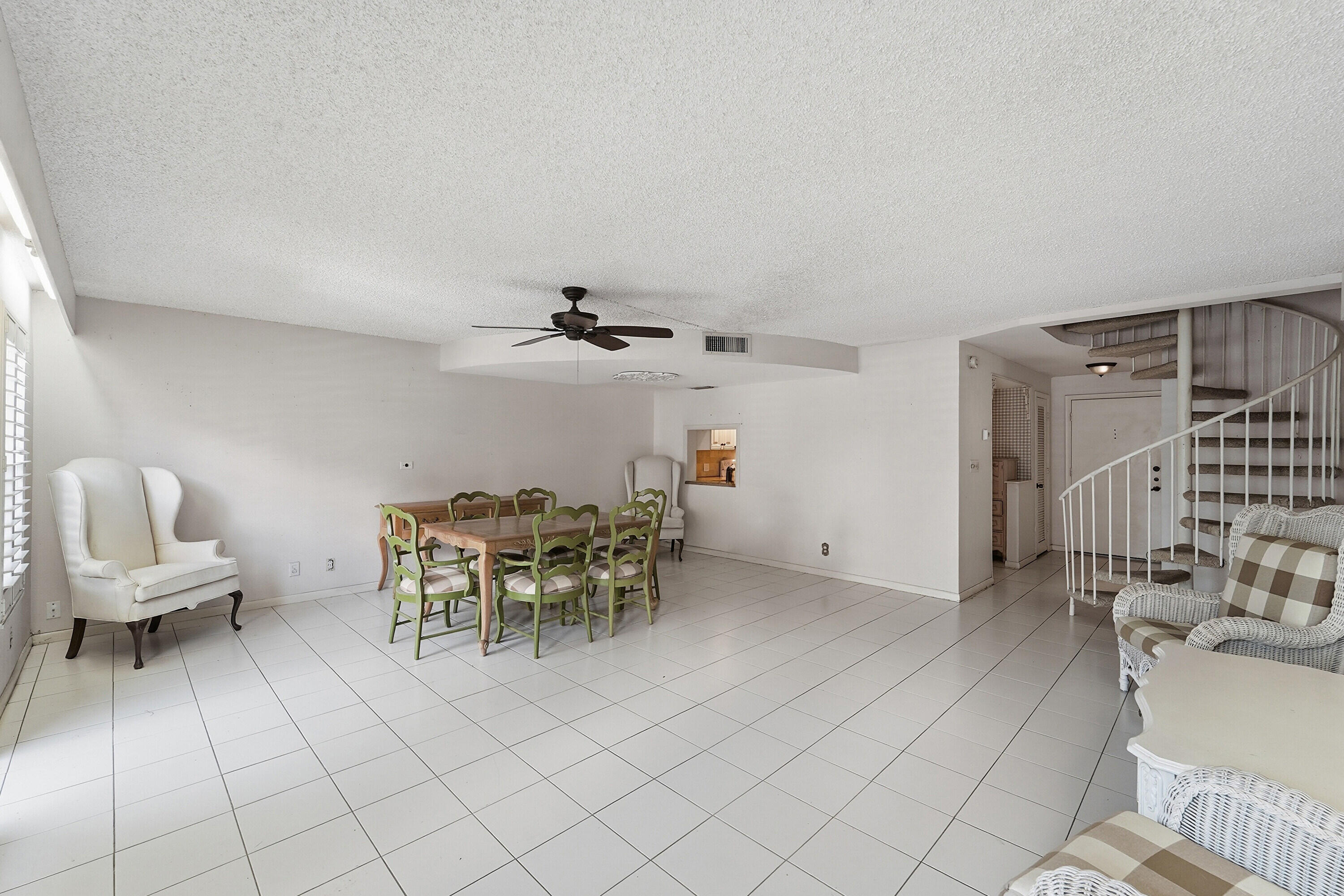 640 Tennis Club Drive Unit 103 — photo