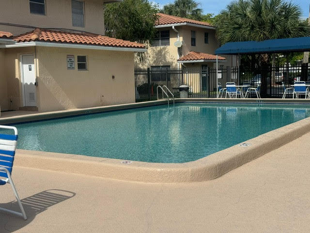 3211 NW 103rd Terrace 106-C — photo