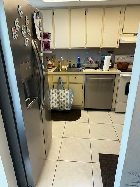 3186 Via Poinciana 306 — photo