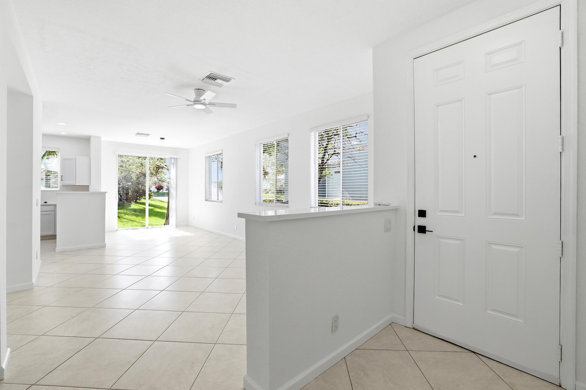 3068 Laurel Ridge Circle, Riviera Beach, FL 33404 — photo 2